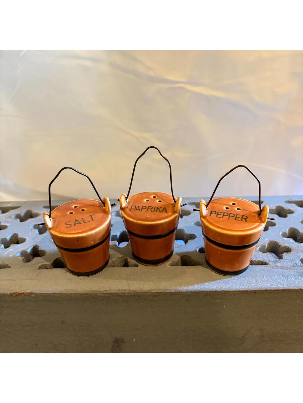 Salt Pepper Paprika - ceramic bucket shaker set